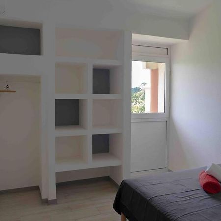 Blue Lagoon Appart En Residence Acces Plage Ле-Гозье Экстерьер фото